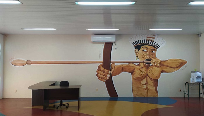 Guaraniaçu – Através de recursos da Lei Aldir Blanc artistas realizam pinturas em prédios públicos do município